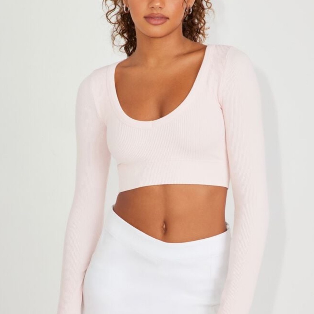 Sonia Seamless Plunge Long Sleeve Tee